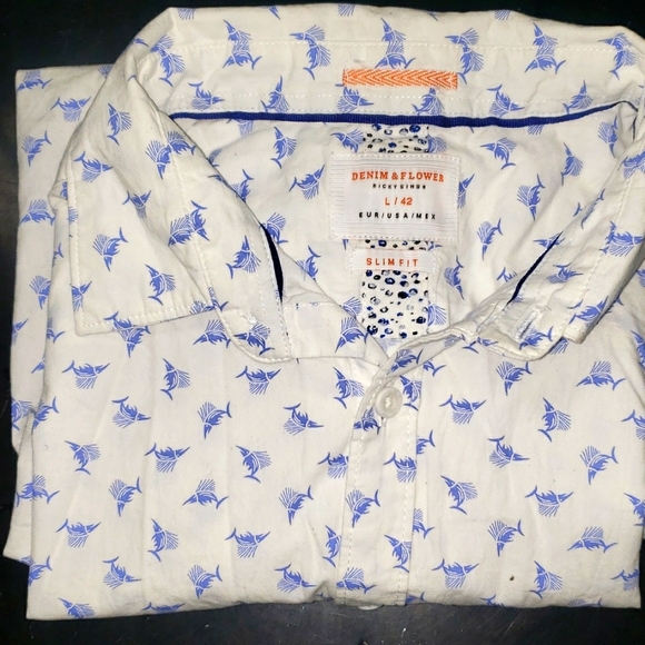 Men  Button Down shirt - Picture 4 of 4